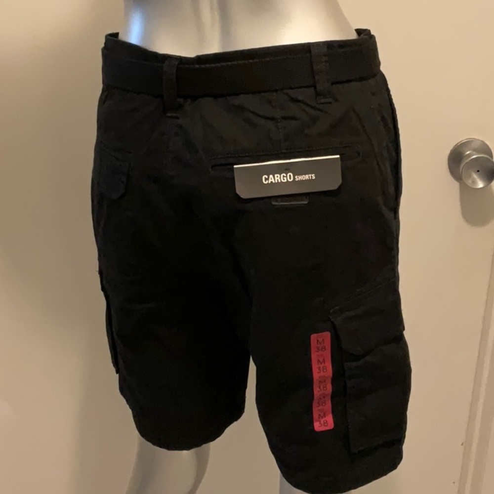 Pull & Bear Cargo Shorts Black - Picture 3 of 6